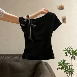 洋气上衣 小个子时尚 设计感小众波点蝴蝶结绑带正肩短袖 T恤女夏季