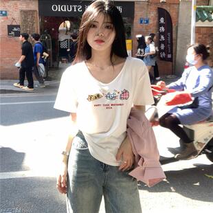 百搭宽松休闲风短袖t恤夏季白色潮牌时髦v领正肩体恤上衣ins女款