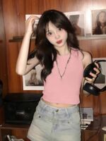 A popular letter-printed top for women, a summer rose red heavy cotton slimming and form-fitting short halter top T-shirt thumbnail 3