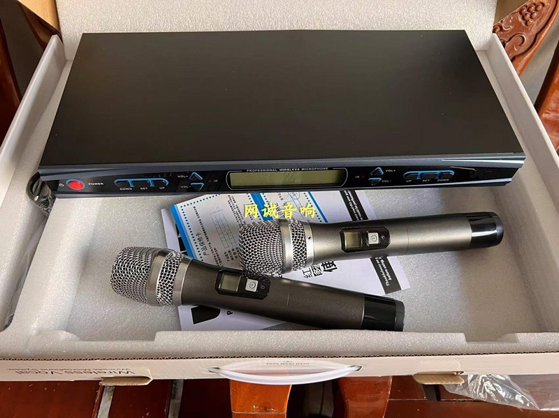 U段无线话筒一拖二家用K歌家庭KTV演出会议婚庆唱歌防啸叫麦克风