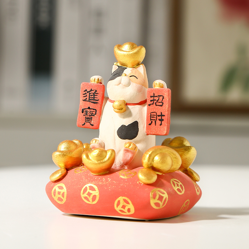 陶瓷可爱小生肖招财猫摆件
