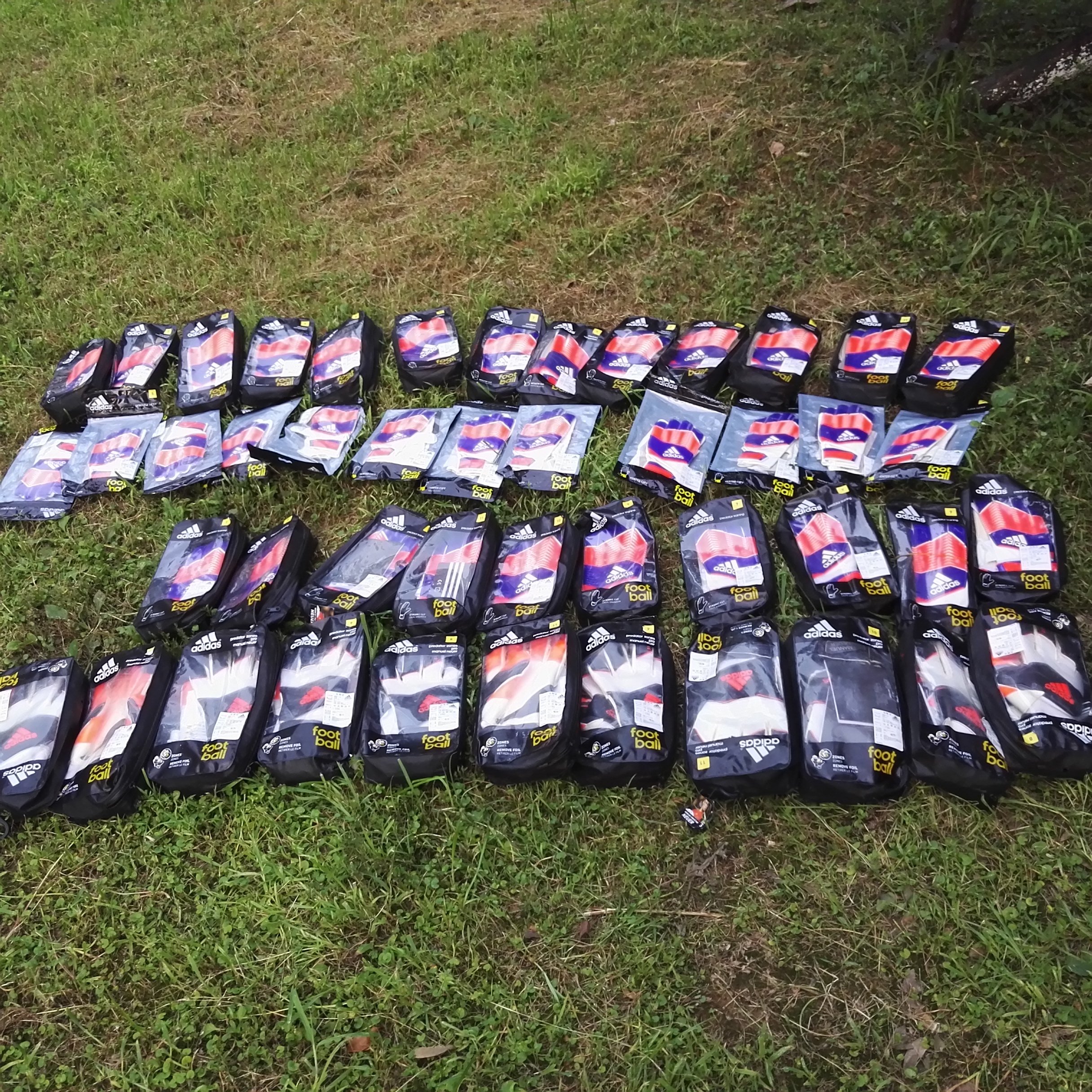 Gants de football - Ref 2593866 Image 1