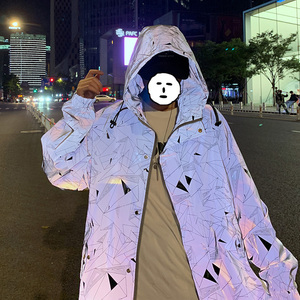 新款韩版ins潮流反光几何夹克外套日系潮牌宽松夜光冲锋衣男图片