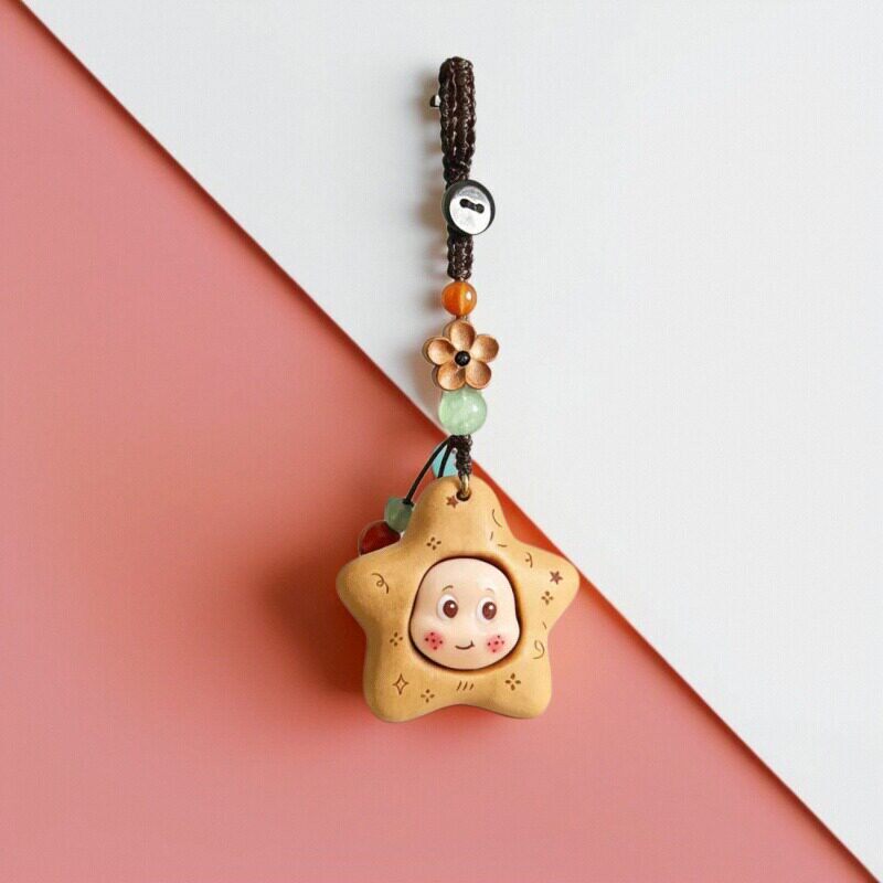 手工木雕星星人匙扣平安桃木梅花汽车书包包挂件朋友生日礼物挂饰