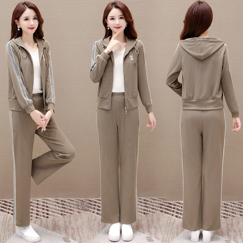 妈妈春装休闲套装2025新款中老年薄款洋气外套中年女运动服两件套