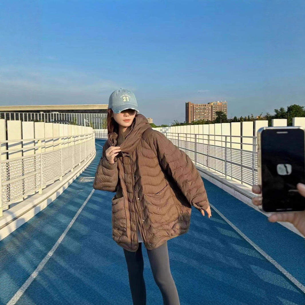 秋冬白鸭绒羽绒服女中长款轻薄宽松蓬松连帽韩版百搭外套中等