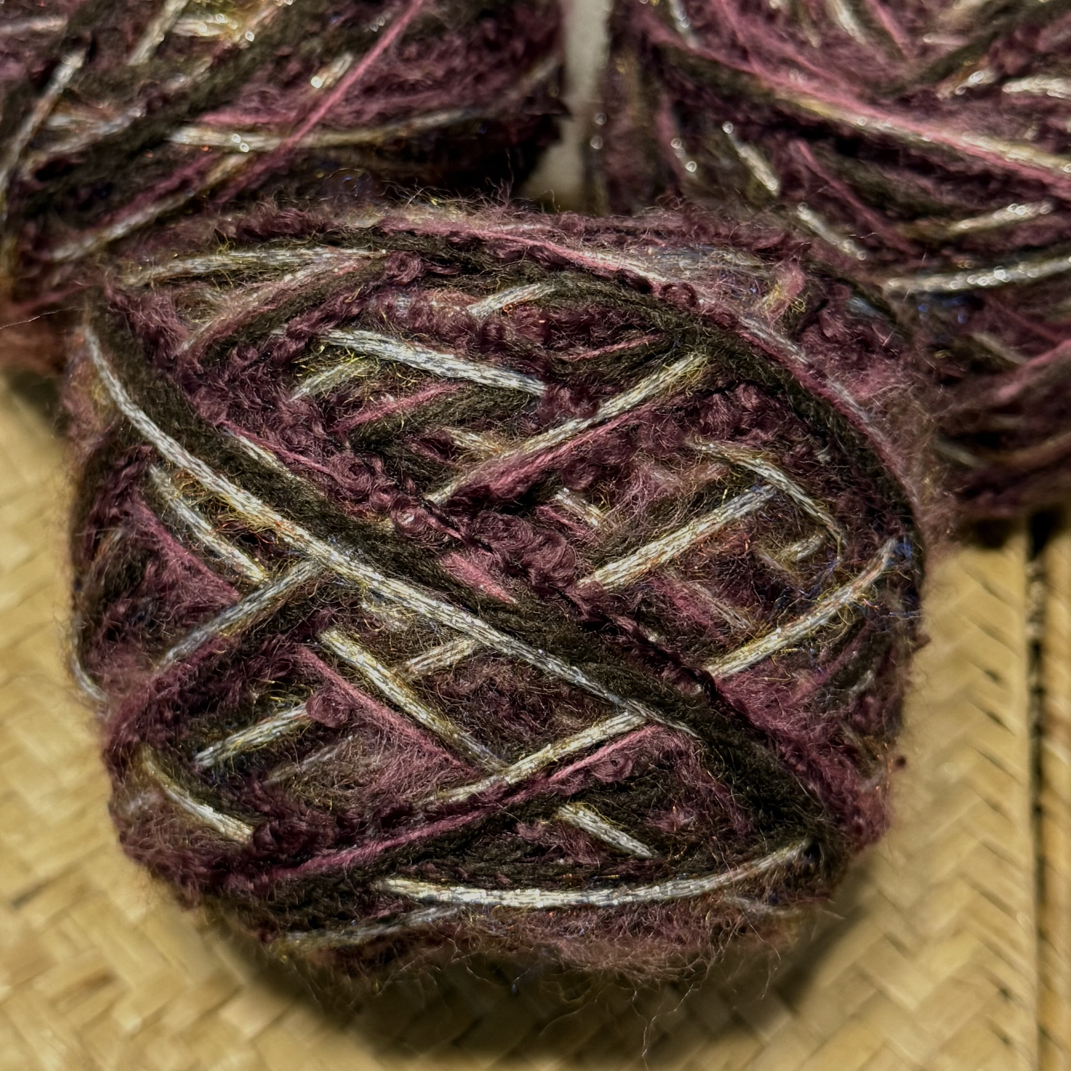 海盐黑金系复古蓝紫美拉德手编羊毛混线外套发卡衣包围巾帽子线团,个性定制/设计服务/DIY,包包定制,淘宝优惠券,粉丝福利购,淘宝优惠卷