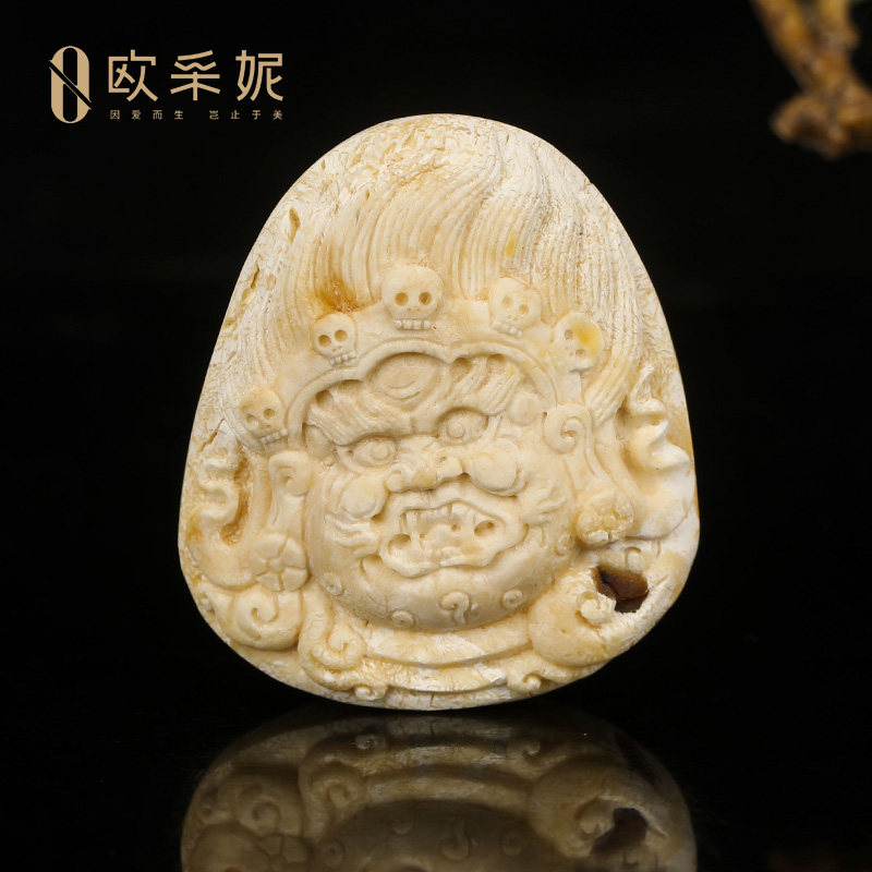 欧采妮蜜蜡珍藏骨瓷白佛像吊坠