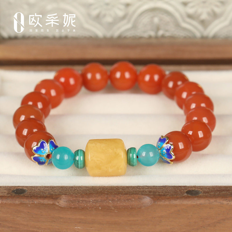 天然蜜蜡南红手串欧采妮