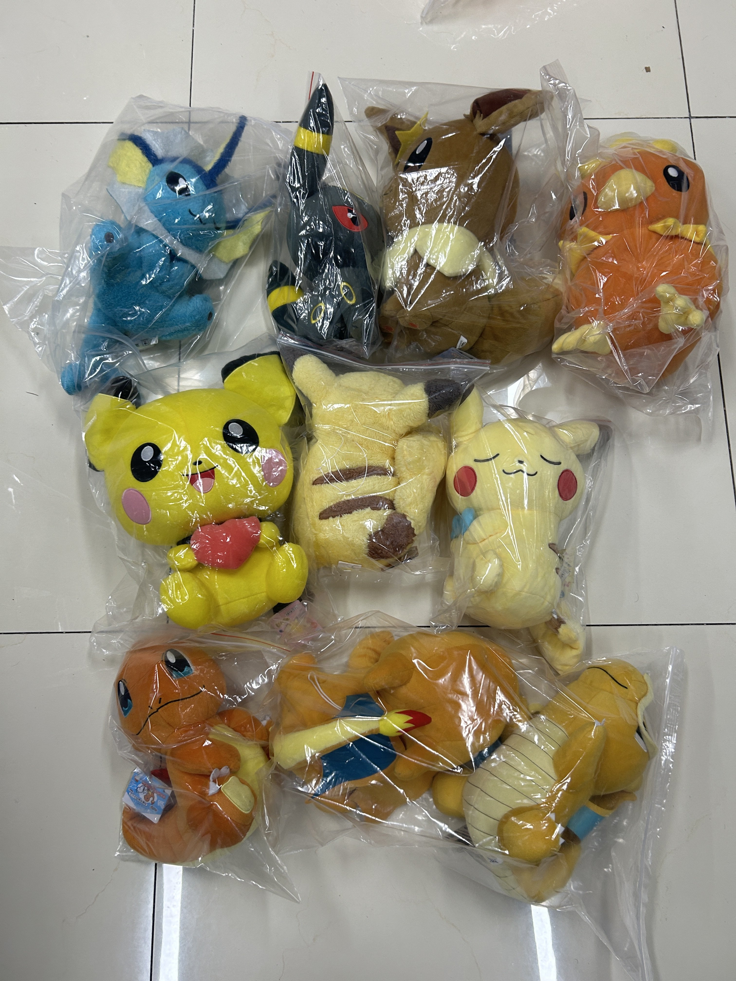 日版正版，宝可梦皮卡丘神奇宝贝大比例毛绒睡抱枕人玩偶系列之三