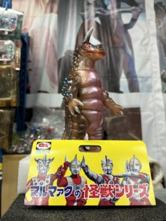 日版正版，雷欧奥特曼孪生双胞胎大怪兽，黑吉基拉斯，公牛社软胶