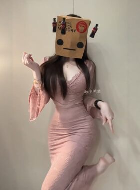小羊羊同款纯欲蕾丝显瘦连衣裙