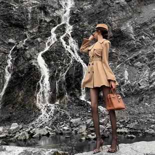 陈意礼同款卡其色风衣裙短款中长风衣外套早秋新名媛范韩范不挑人