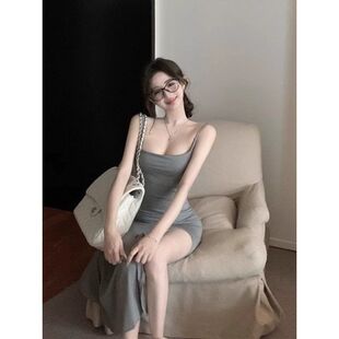 金金不要吃太多同款灰色吊带裙露背蕾丝连衣裙女夏季辣妹开叉包臀