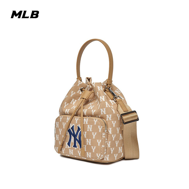 MLB韩国女士NY水桶包洋基队斜挎包时尚百搭休闲单肩包3ABMS012N