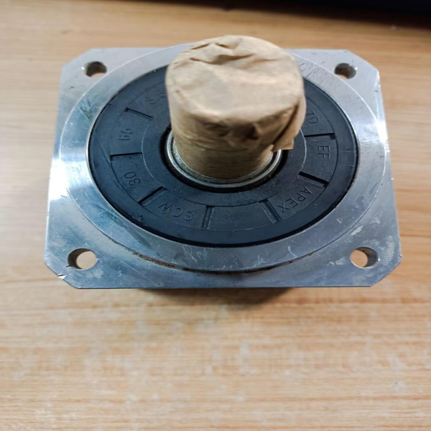 原装拆机APEX精锐AB090-S1-P2行星减速机速比51现货实物图