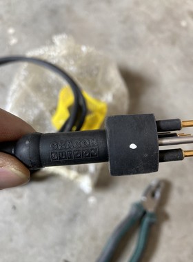 SEACON4芯水密连接器,4芯的,插头的公的,连着一个不锈