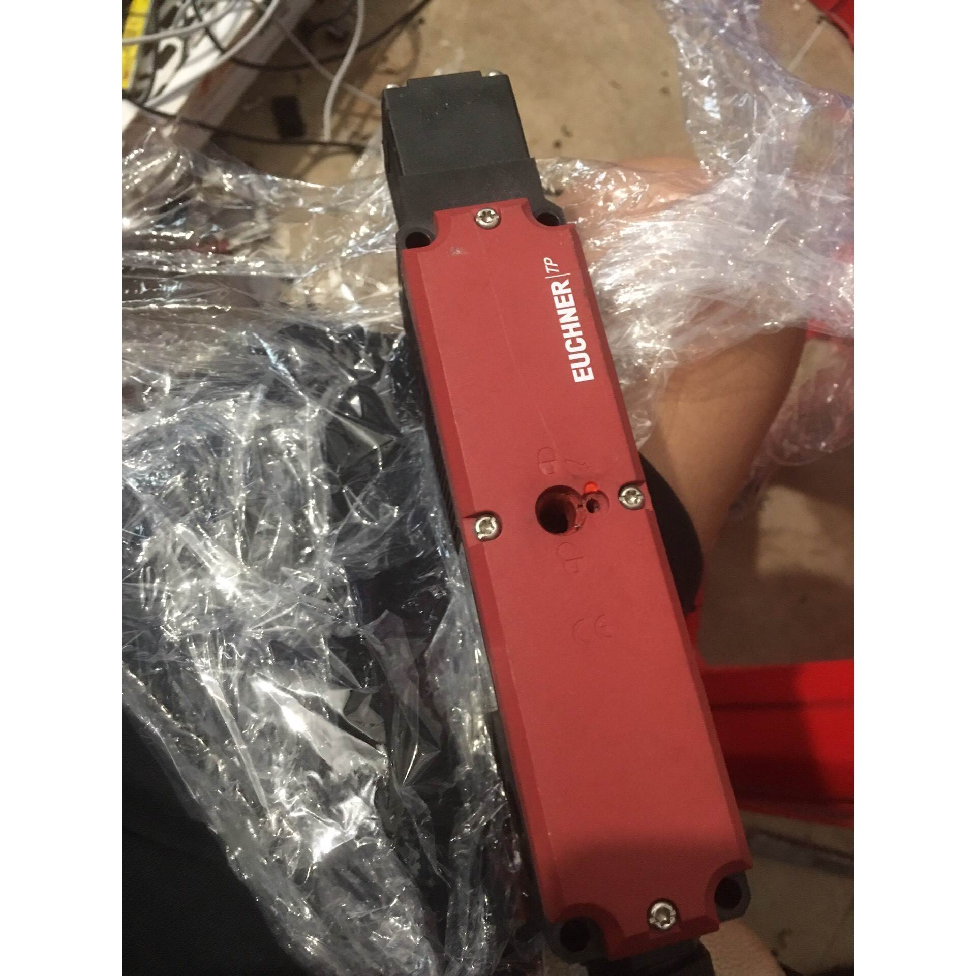 汇盈 传感器安士能TP3-4141A024M EN 60947-5-1