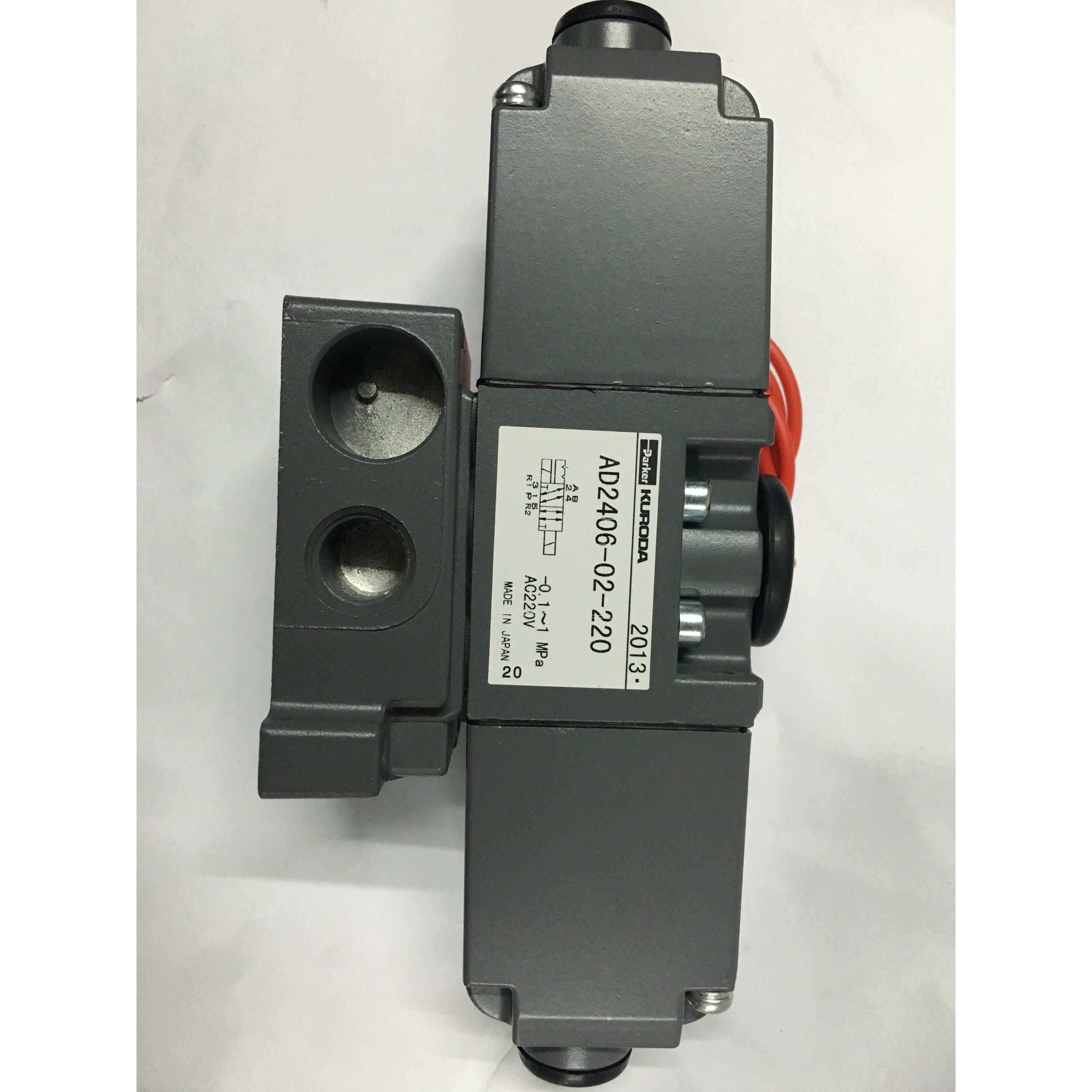 现货Parker黑田精工KURODA电磁阀AD2406-02-220全新当天发货议价