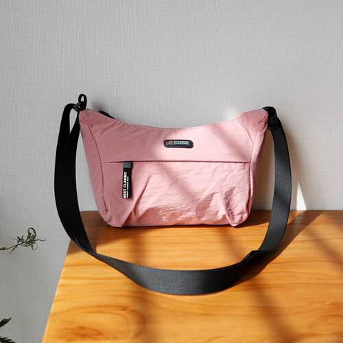 轻便女3T文艺单肩小包休闲饺子包