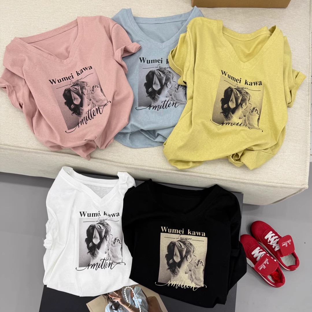 慧慧来自星星女装店  WUMMM新款V领背影女孩时尚休闲短袖