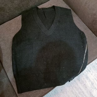 慧慧来自星星女装店 V领左边拉链百搭洋气针织毛衣马甲