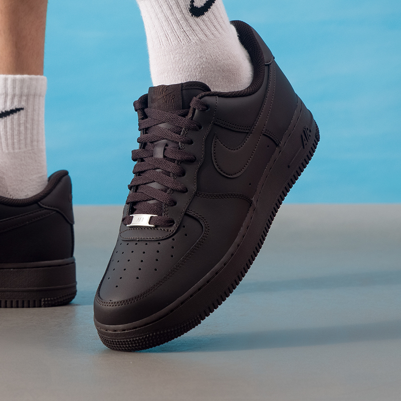 耐克NIKE男鞋运动鞋AIR FORCE 1空军一号休闲鞋黑色板鞋IH1698