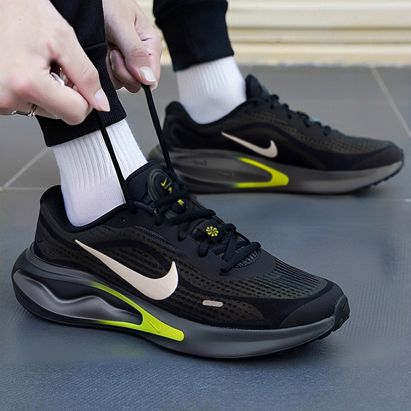 Nike耐克跑步鞋男鞋冬季新款JOURNEY RUN透气鞋子缓震黑色运动鞋
