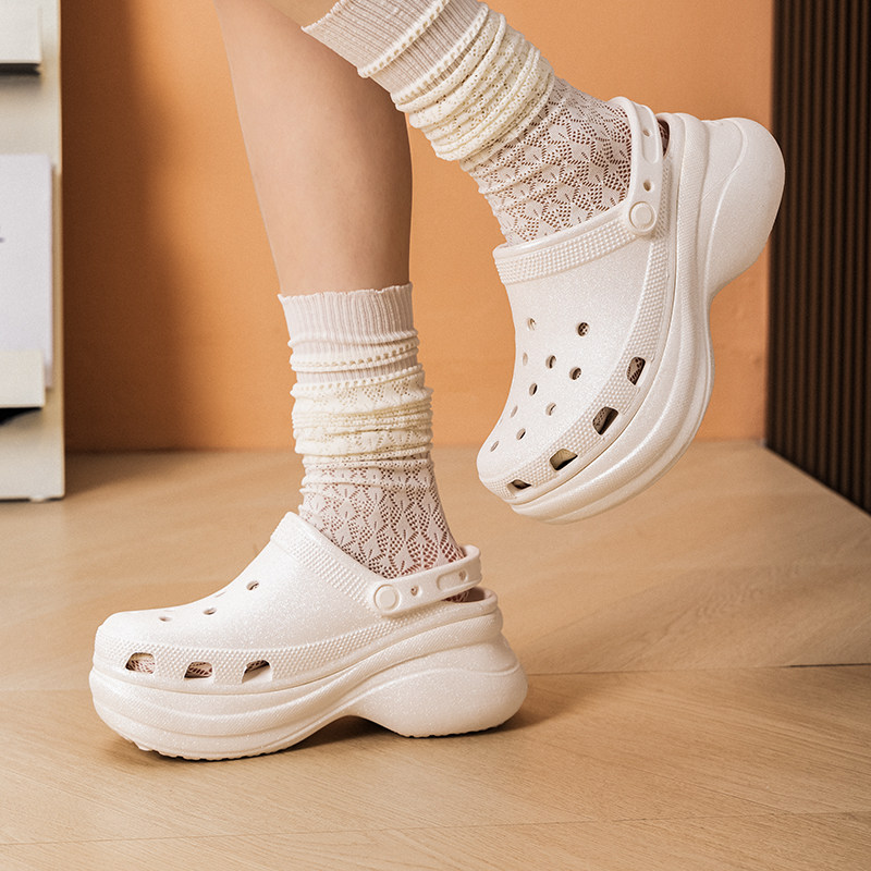 Crocs卡骆驰复古闪耀洞洞鞋女鞋经典包头凉鞋户外沙滩鞋运动拖鞋,户外/登山/野营/旅行用品,沙滩鞋/凉鞋/拖鞋,淘宝优惠券,粉丝福利购,淘宝优惠卷