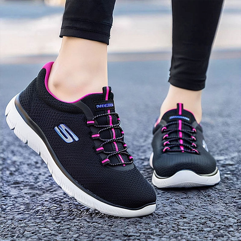 斯凯奇官方网面慢跑鞋女鞋春季新款休闲鞋健步鞋妈妈鞋透气运动鞋