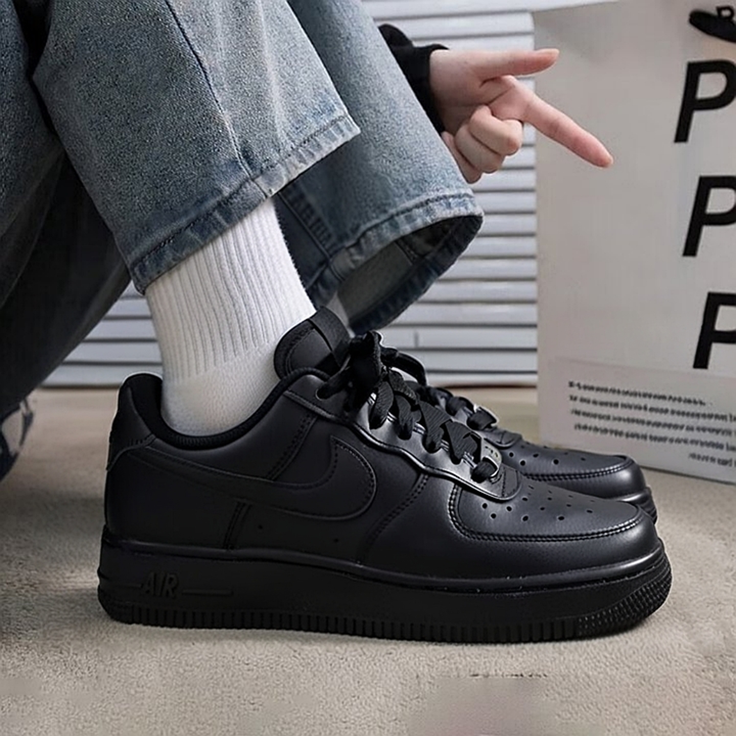 NIKE耐克女鞋官方正品新款黑色空军一号板鞋休闲鞋时尚经典运动鞋