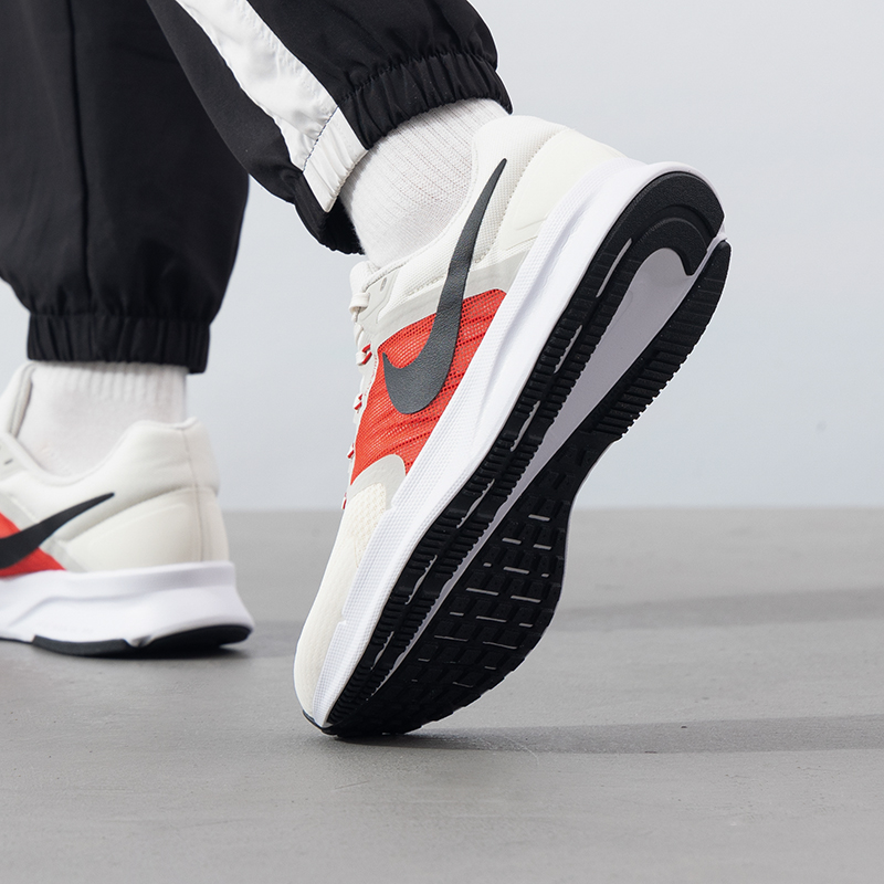 耐克官方正品男鞋 2025新款运动鞋健身训练RUN SWIFT 3休闲跑步鞋