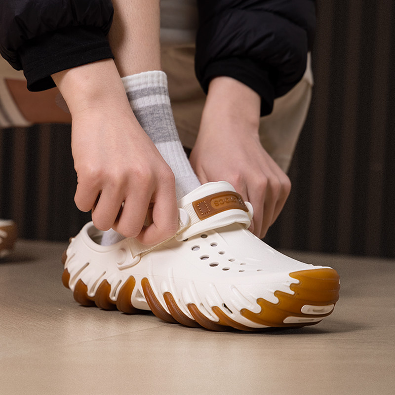 幸运叶子丨Crocs卡骆驰洞洞鞋男女鞋波波坦克Clog轻便休闲沙