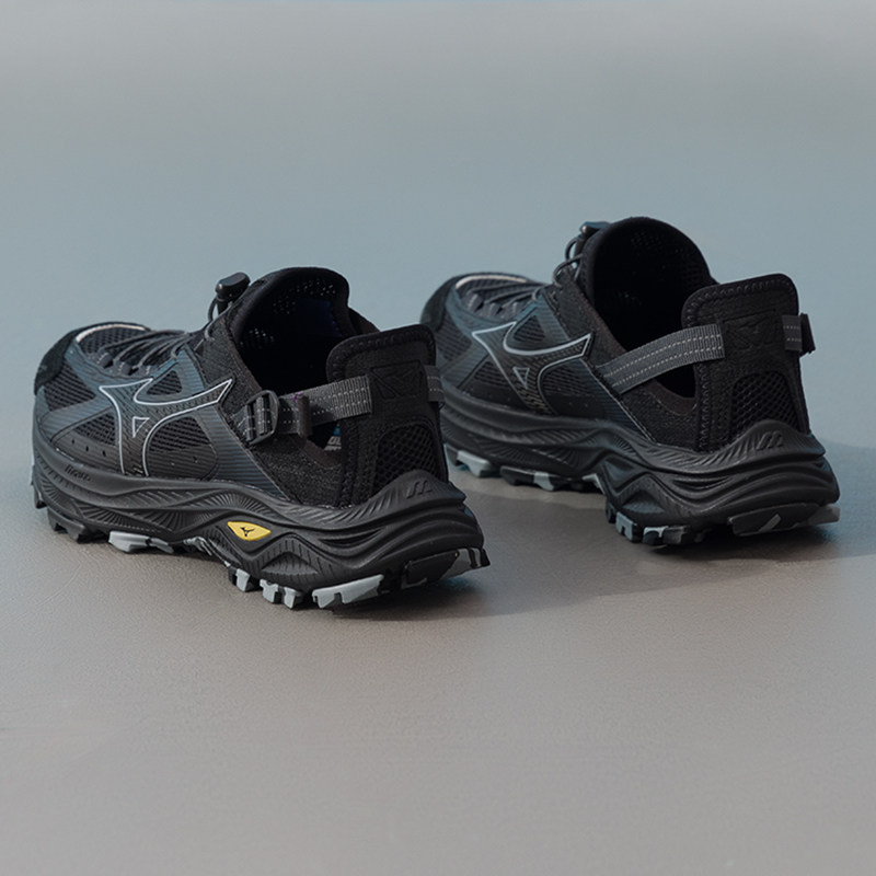 美津浓男鞋一脚穿休闲鞋夏季新款户外透气运动鞋缓震舒适溯溪鞋