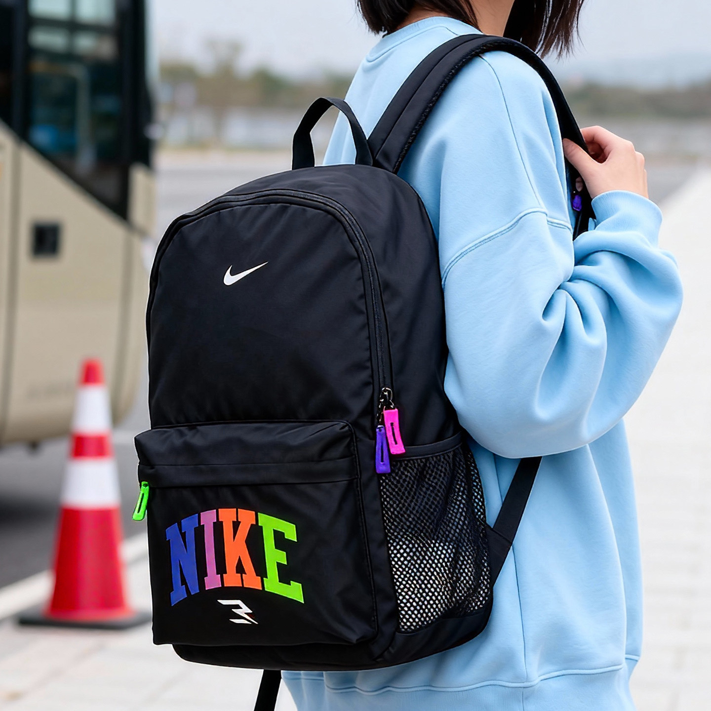 耐克书包男包女包情侣运动包旅行双肩包初高中学生电脑包休闲背包