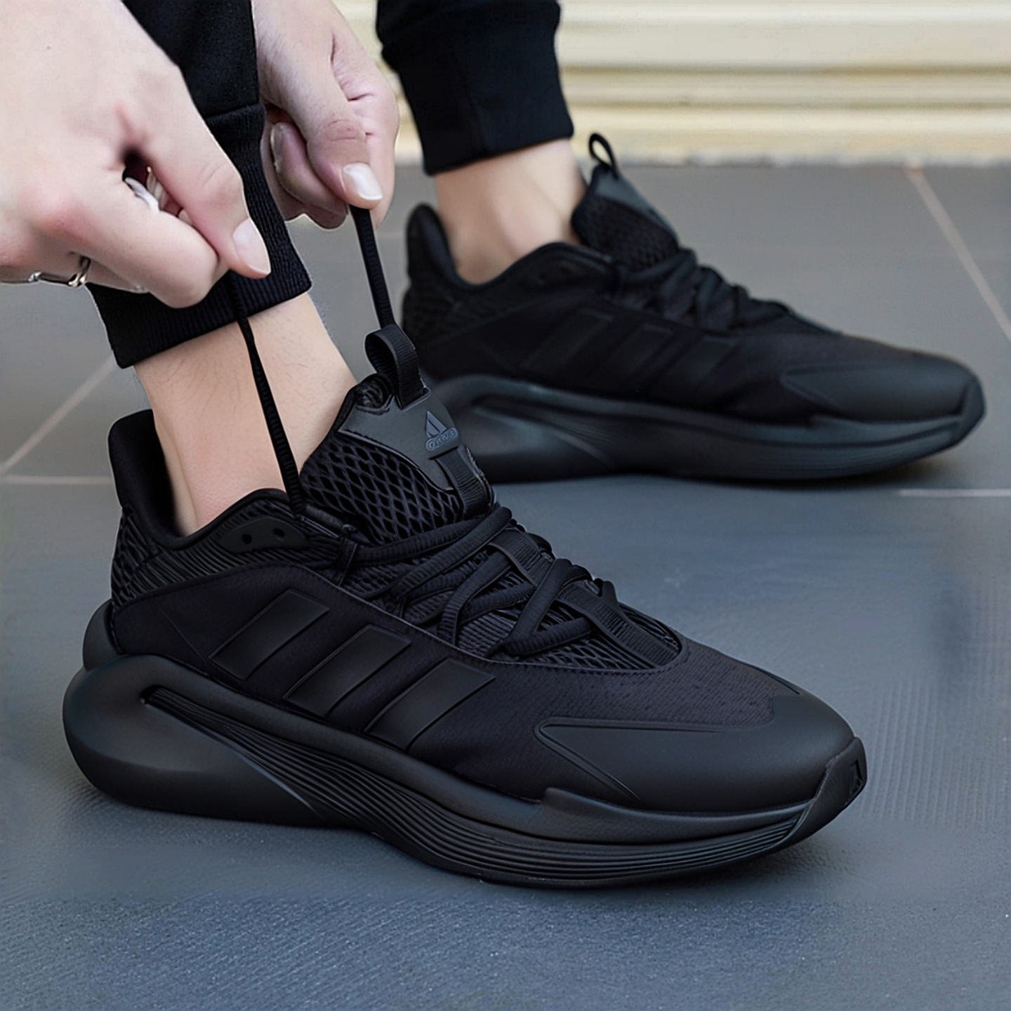 阿迪达斯黑武士跑步鞋男2025冬季新款缓震运动鞋轻便训练鞋JP5227