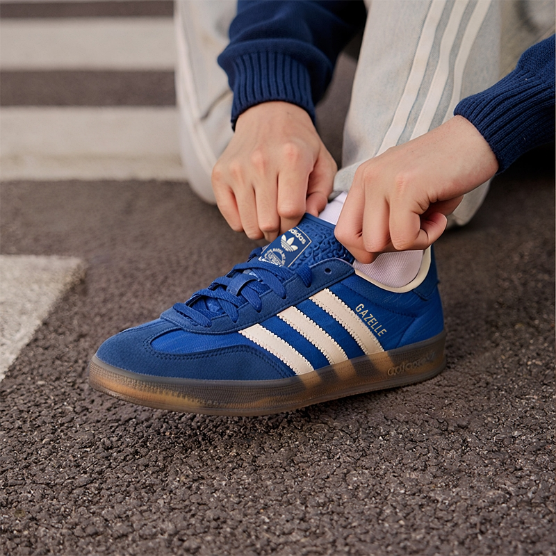 阿迪达斯三叶草女鞋休闲鞋德训鞋冬季新款运动鞋蓝色休闲鞋JS1410