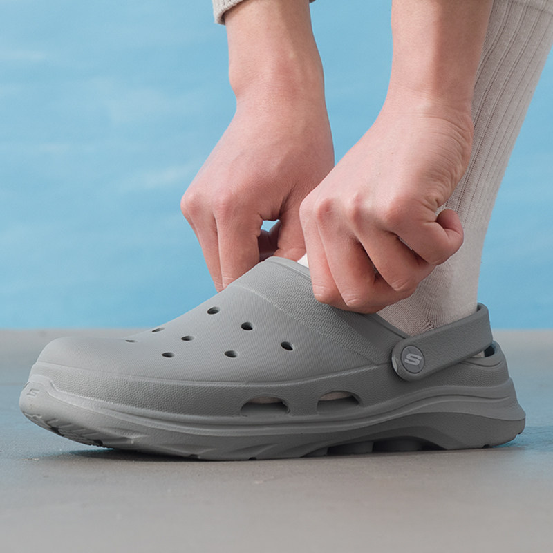 斯凯奇男鞋 2026新款户外运动鞋沙滩鞋潮流时尚透气休闲凉鞋拖鞋