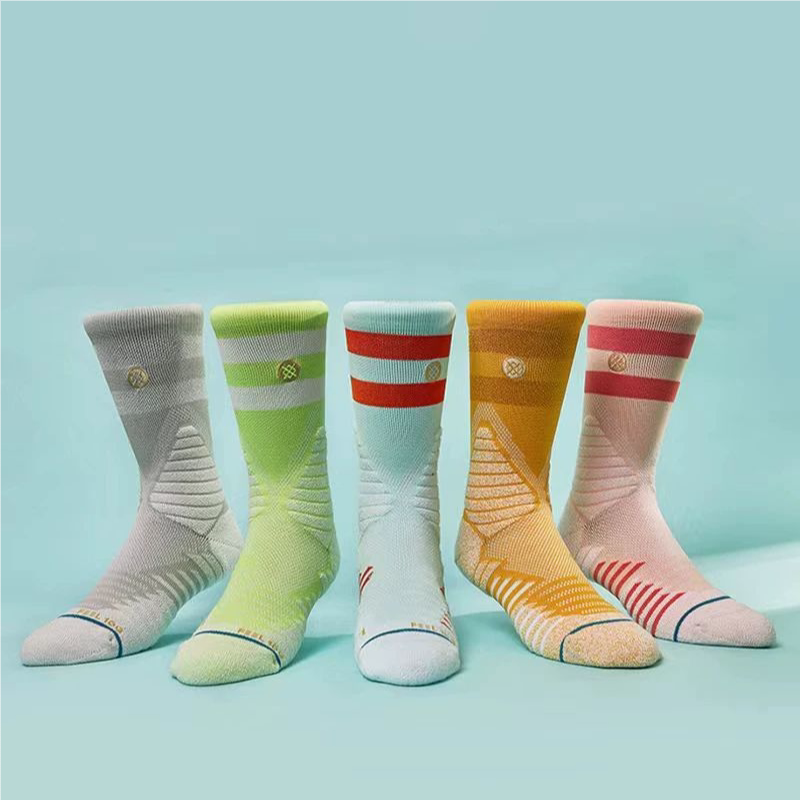 STANCE斗牛袜中筒557美式专业实战篮球袜精英加厚毛巾底运动袜男