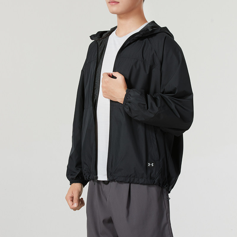 UA安德玛宽松连帽外套男装梭织防风运动服男子跑步夹克开衫训练服