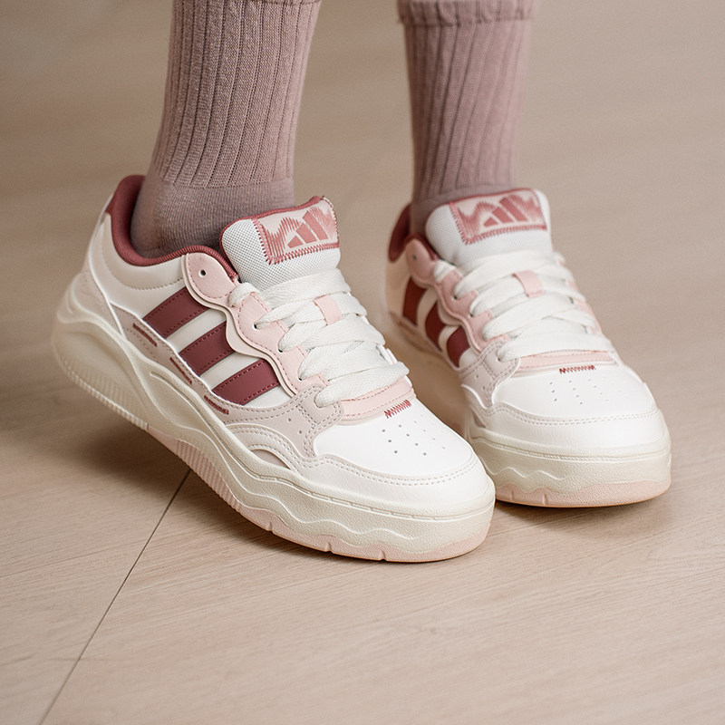 阿迪达斯女鞋2026春季新款粉色休闲鞋低帮板鞋运动鞋正品女士鞋子,运动鞋new,运动休闲鞋,淘宝优惠券,粉丝福利购,淘宝优惠卷