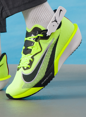 耐克男鞋 2025冬季新款运动鞋AIR ZOOM RIVAL FLY 4稳定跑步鞋