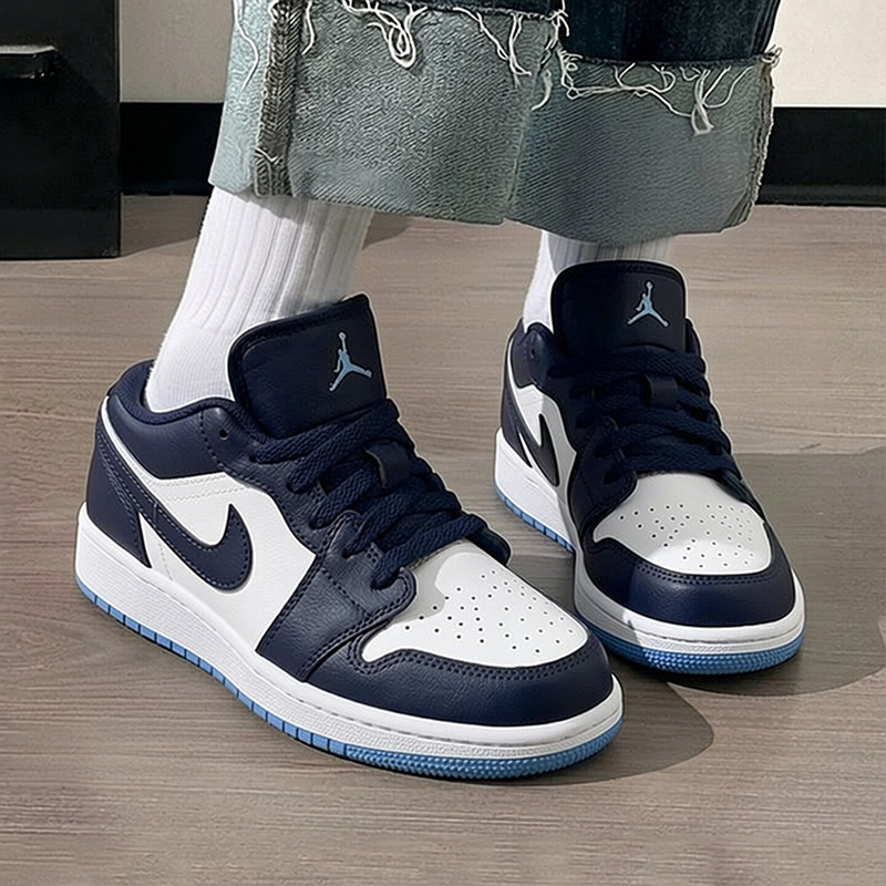 幸运叶子丨NIKE耐克正品女鞋2026夏季新款AJ1板鞋大童运动休闲鞋