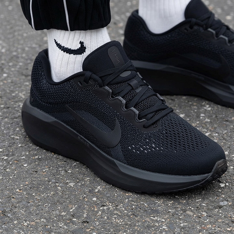 NIKE耐克男鞋春季新款AIR WINFLO 11跑步鞋气垫慢跑鞋轻便运动鞋