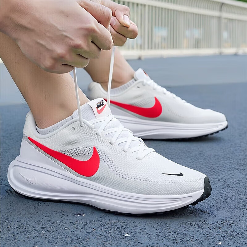 Nike耐克男鞋REVOLUTION 8网面透气运动鞋训练跑步鞋男HJ9198-102