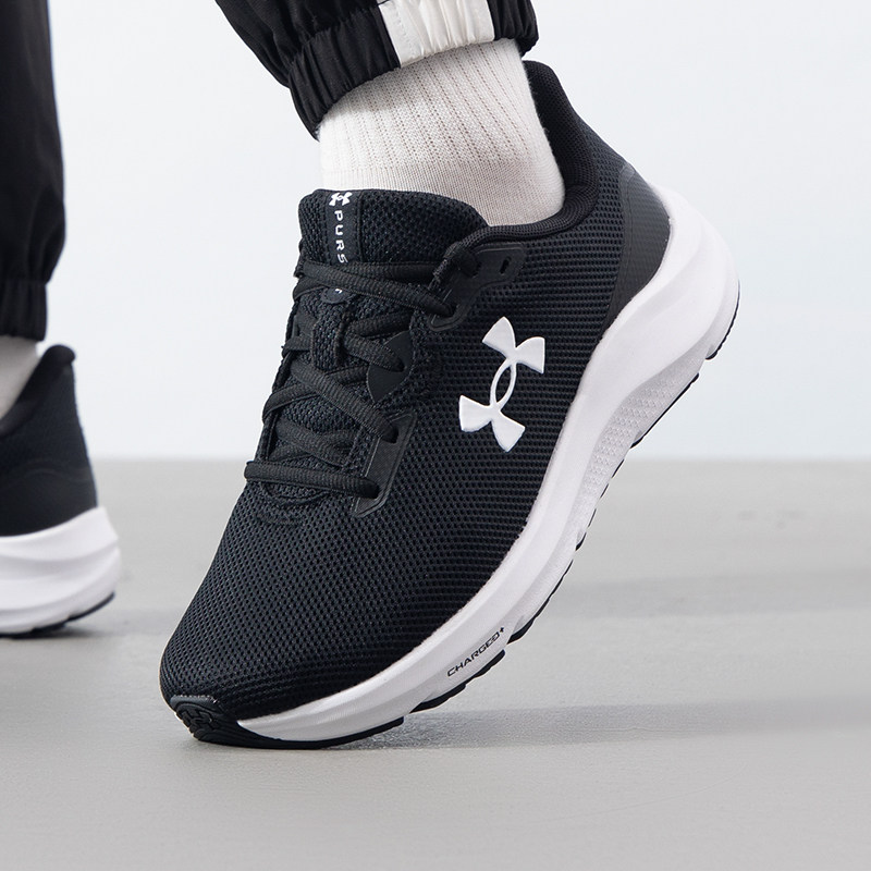 UA安德玛男子跑步鞋男鞋秋季新款网面透气慢跑鞋黑色低帮运动鞋子
