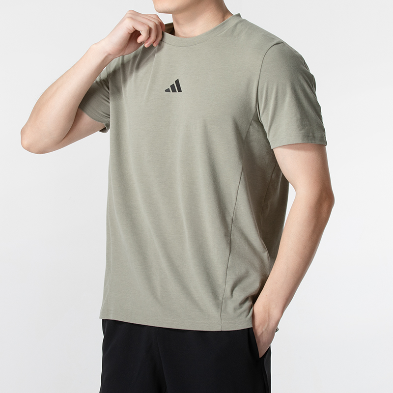 阿迪达斯速干T恤男子夏季新款透气短袖健身跑步运动服IS3817