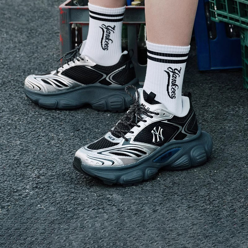 MLB官方 经典低帮休闲鞋男鞋女鞋冬季新款复古老爹鞋厚底运动鞋