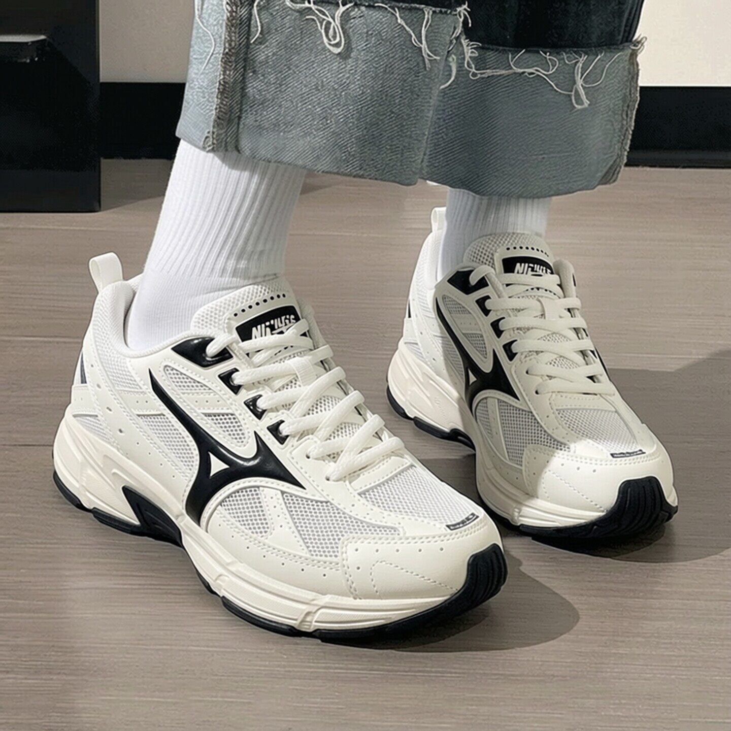 美津浓官方男鞋女鞋2026新款运动鞋轻便跑鞋透气SPEED情侣休