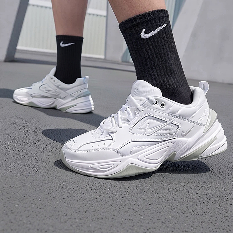 运动休闲 经典logo 时尚大气